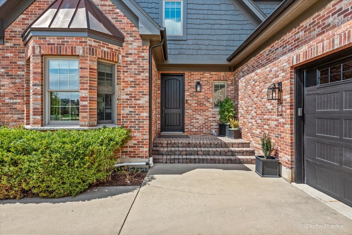 3N438 Vachel Lindsay Street, St. Charles, IL 60175