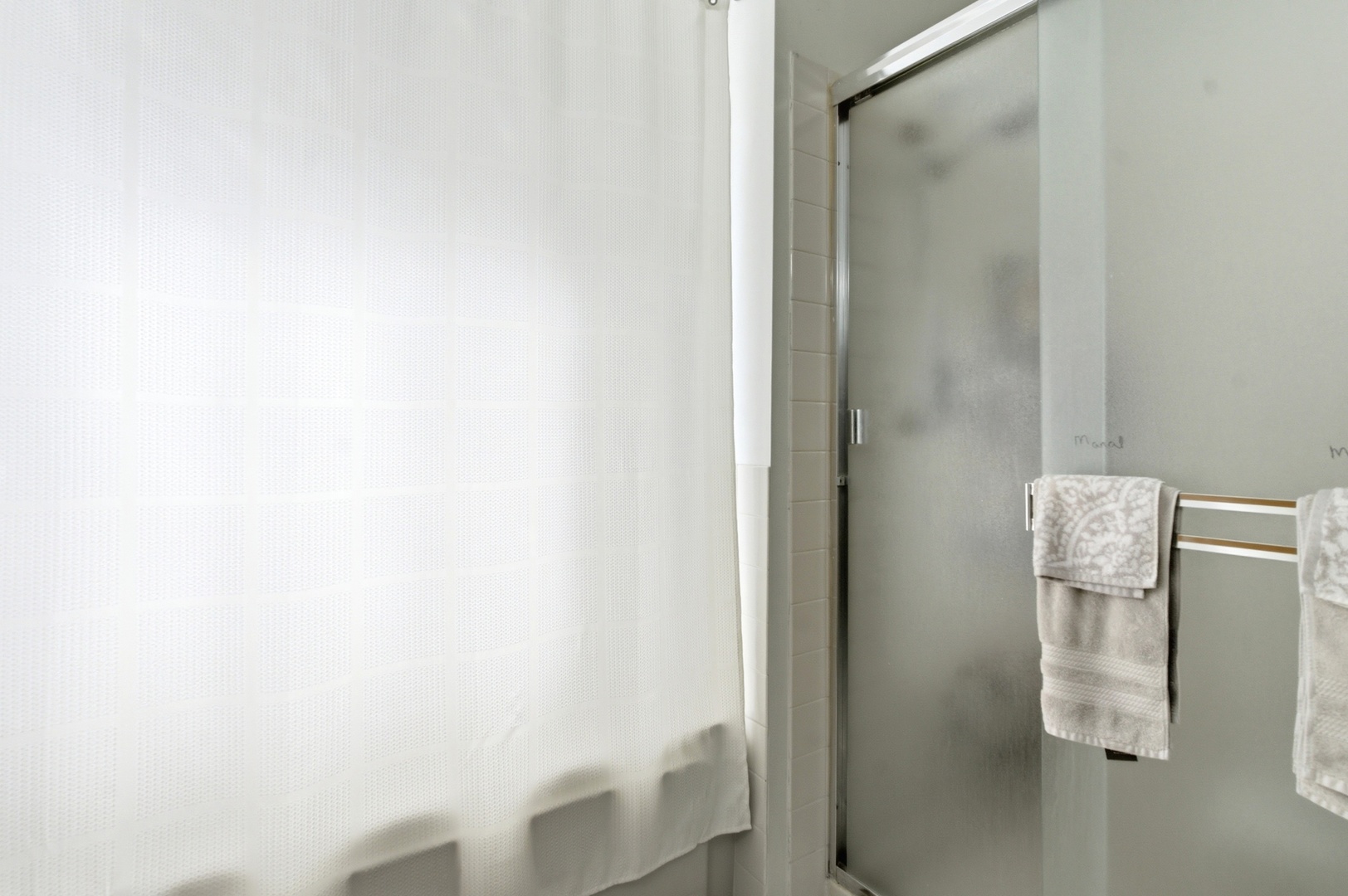 3138 REFLECTION Drive, Naperville, IL 60564