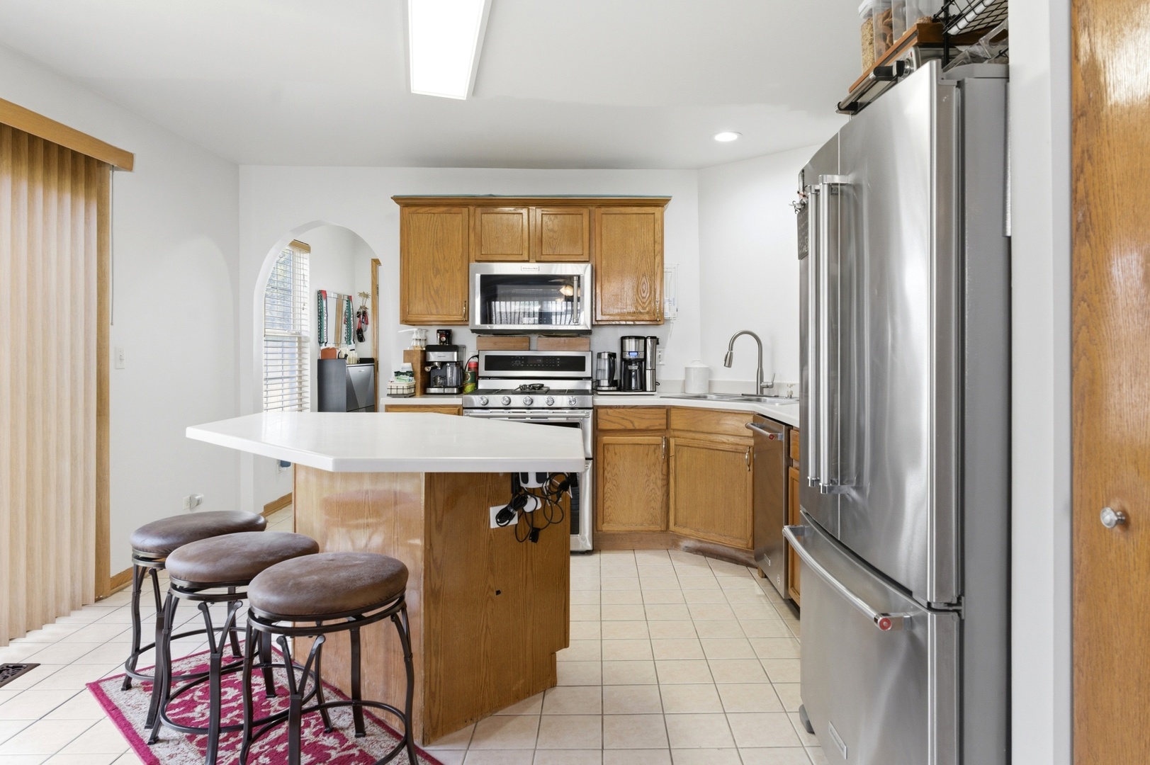 3138 REFLECTION Drive, Naperville, IL 60564