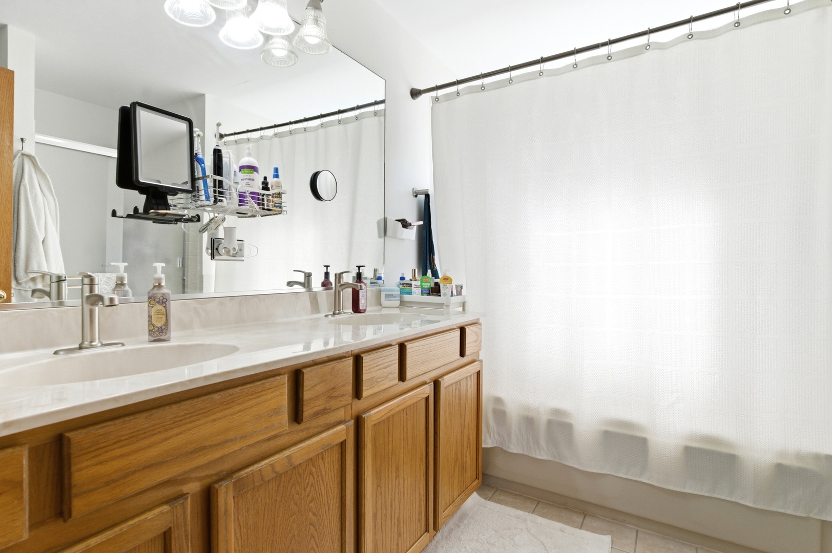 3138 REFLECTION Drive, Naperville, IL 60564