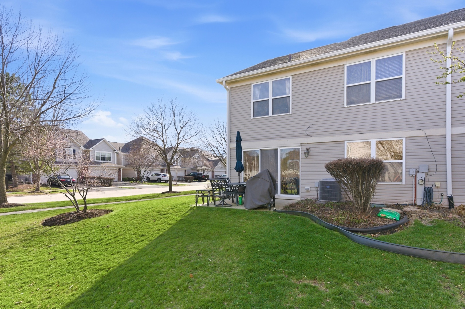 3138 REFLECTION Drive, Naperville, IL 60564