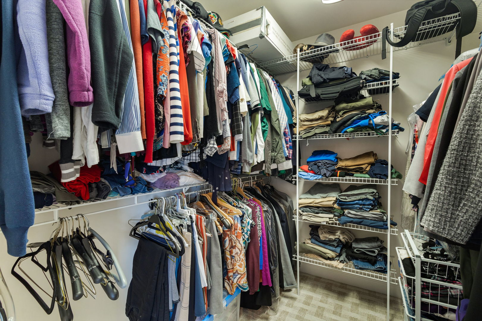 2211 Maple Hill Court, Downers Grove, IL 60515