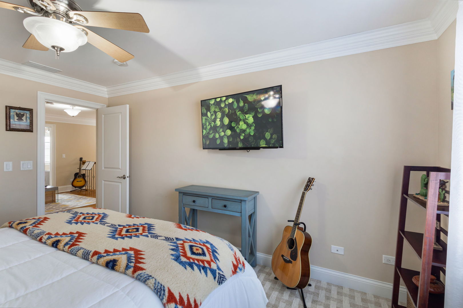 2211 Maple Hill Court, Downers Grove, IL 60515