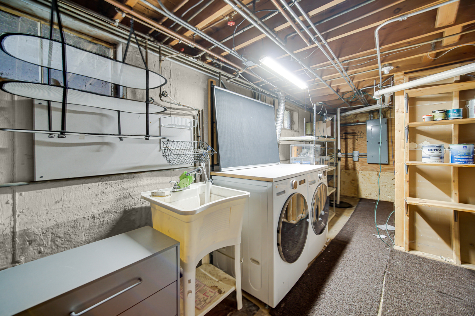 661 W Saint Aubin Drive, Addison, IL 60101