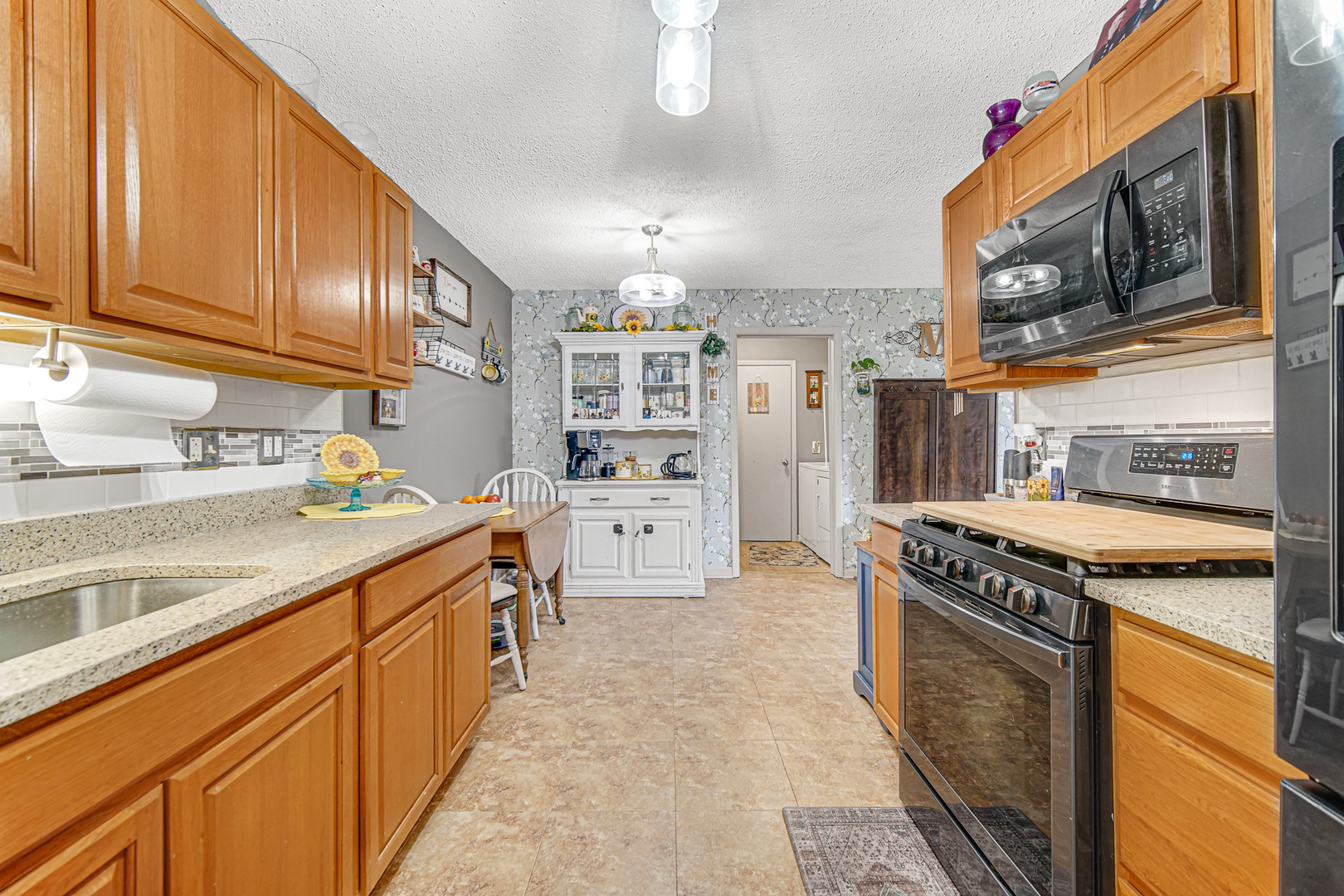 15348 Holly Court #D, Oak Forest, IL 60452