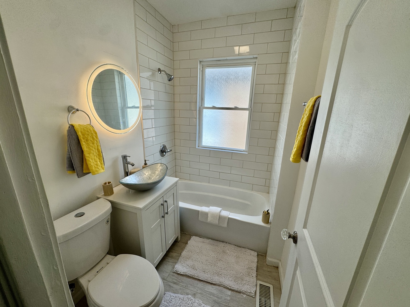 8445 S May Street, Chicago, IL 60620