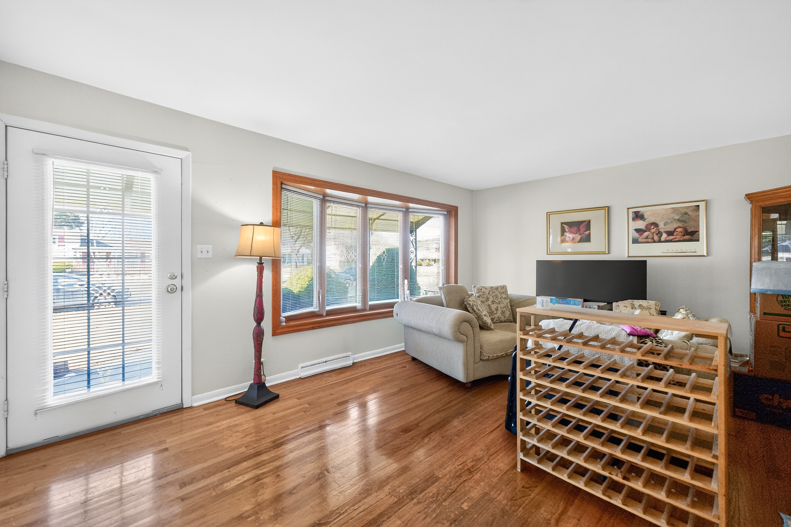 423 S Yale Avenue, Addison, IL 60101