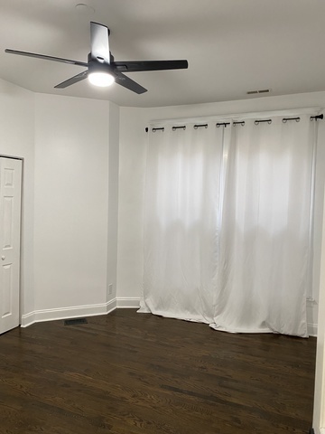 4813 S Prairie Avenue #C, Chicago, IL 60615