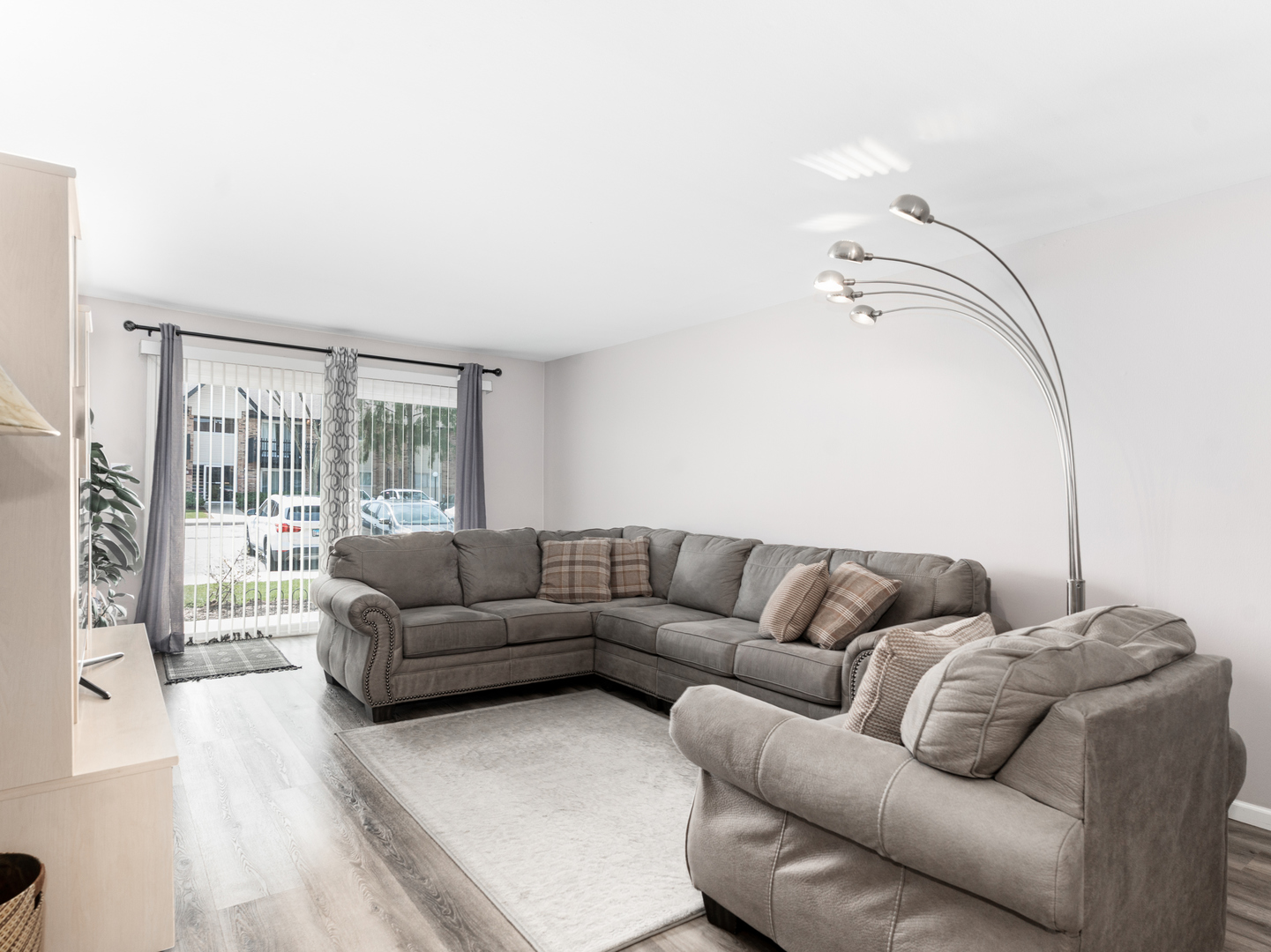 5A Kingery Quarter #102, Willowbrook, IL 60527