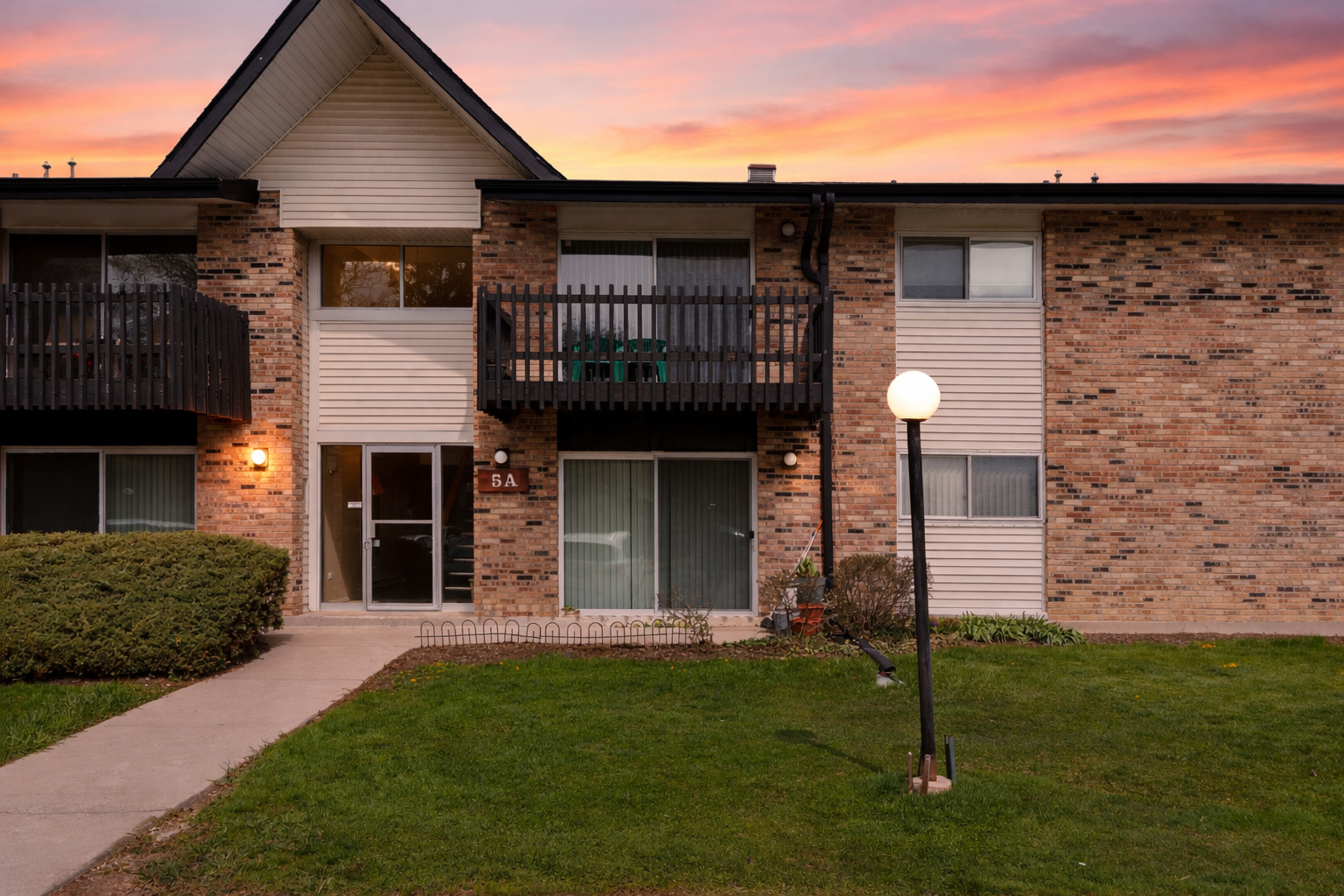 5A Kingery Quarter #102, Willowbrook, IL 60527