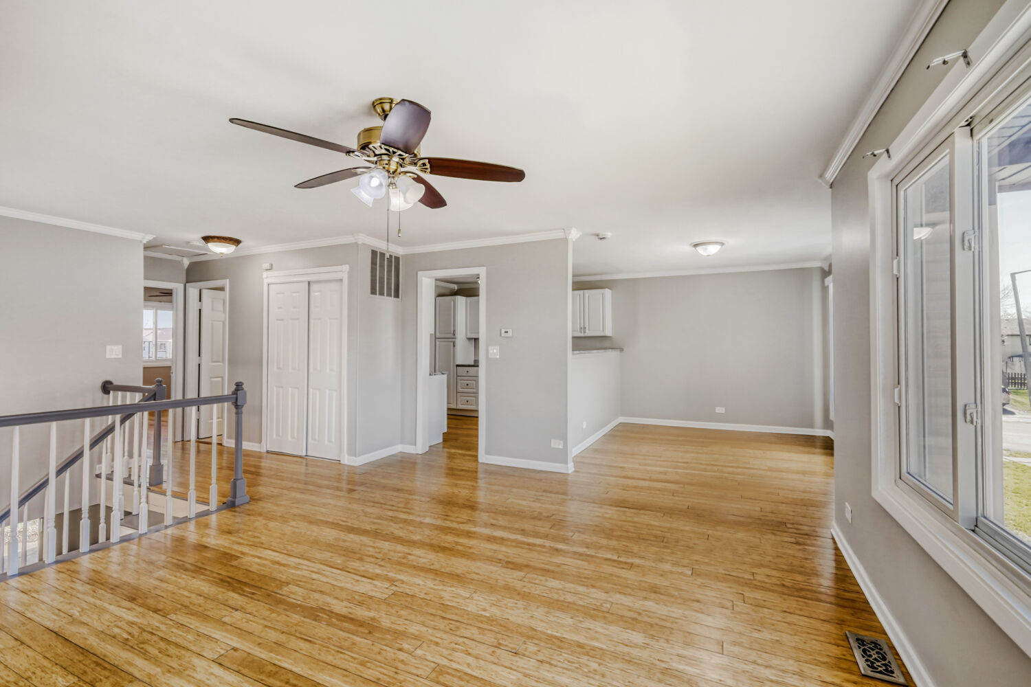 2058 Leeward Lane, Hanover Park, IL 60133