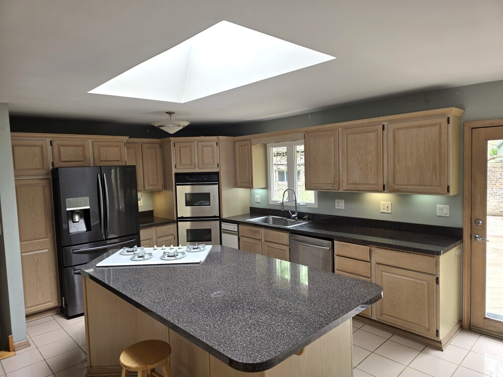 5787 N Clifford Avenue, Chicago, IL 60646