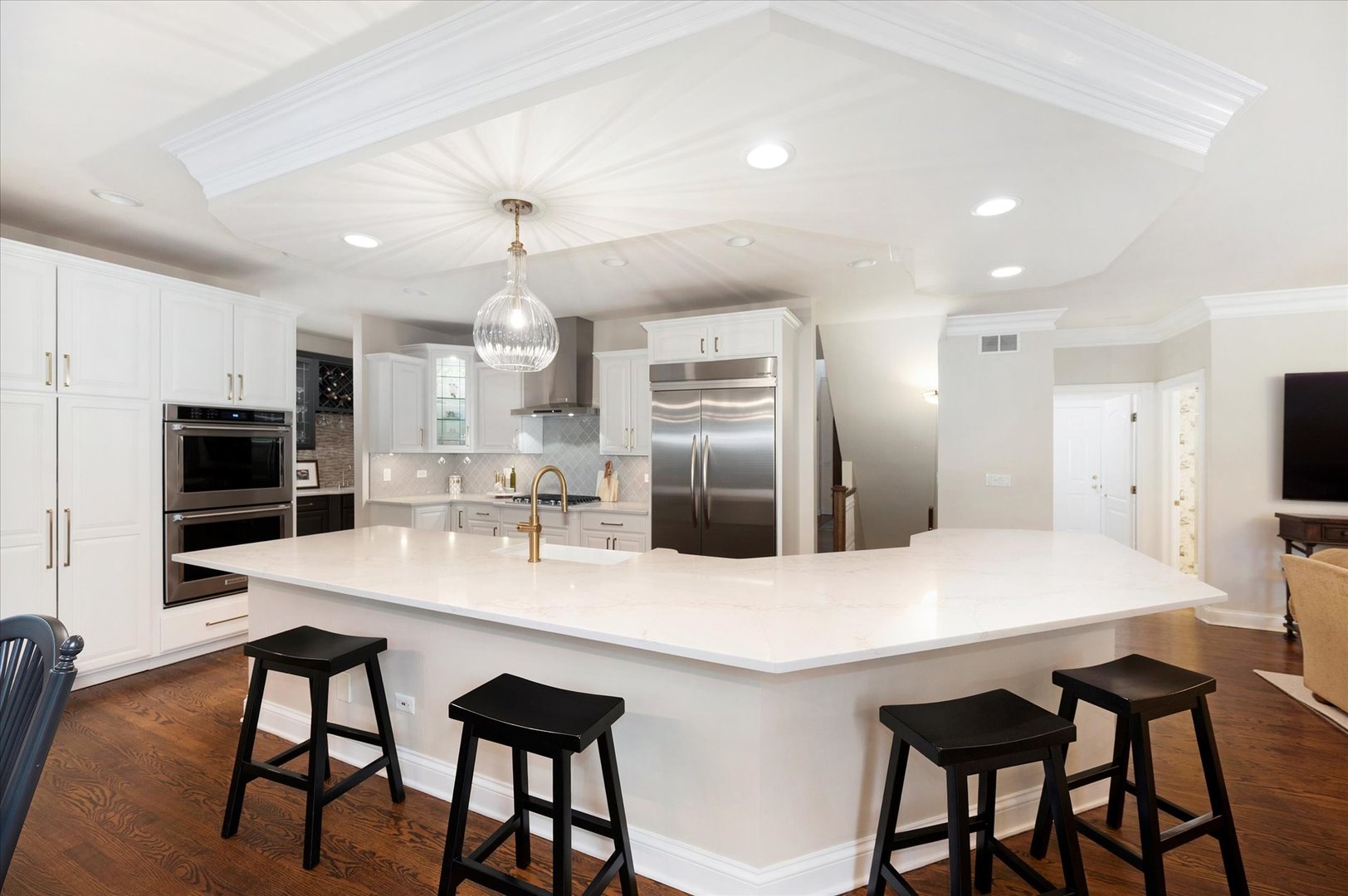 602 S Sunnyside Avenue, Elmhurst, IL 60126