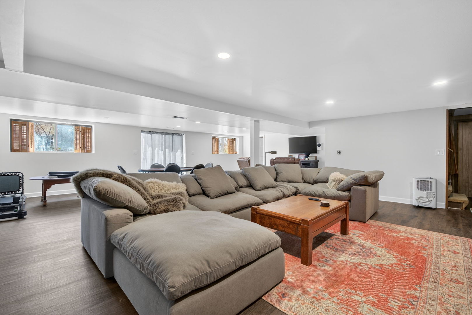 812 TAM O SHANTER Circle, Bolingbrook, IL 60440