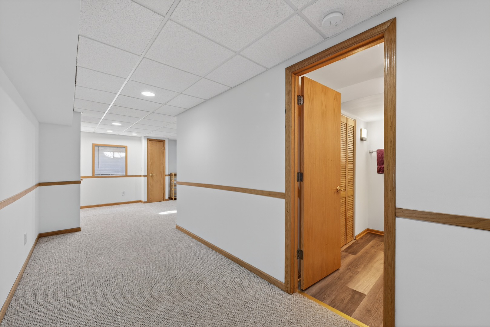 2575 Barnhart Street, West Chicago, IL 60185