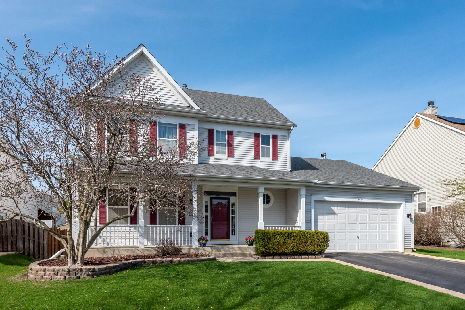 2575 Barnhart Street, West Chicago, IL 60185