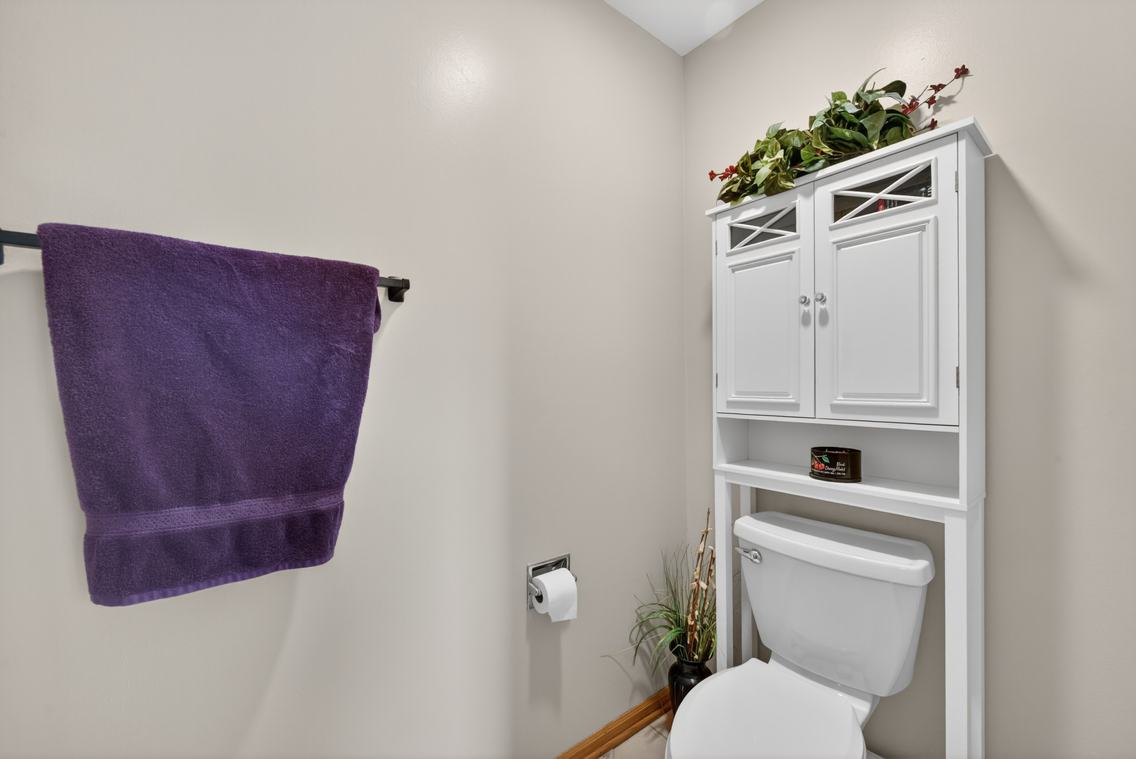 2575 Barnhart Street, West Chicago, IL 60185