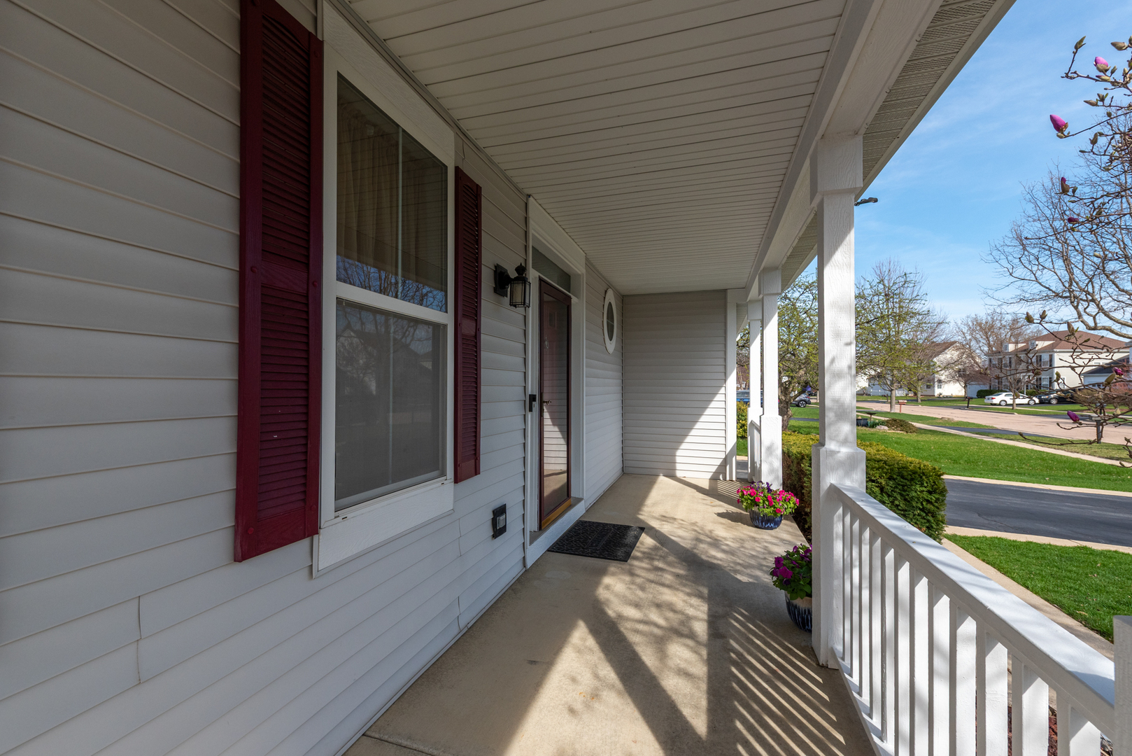 2575 Barnhart Street, West Chicago, IL 60185