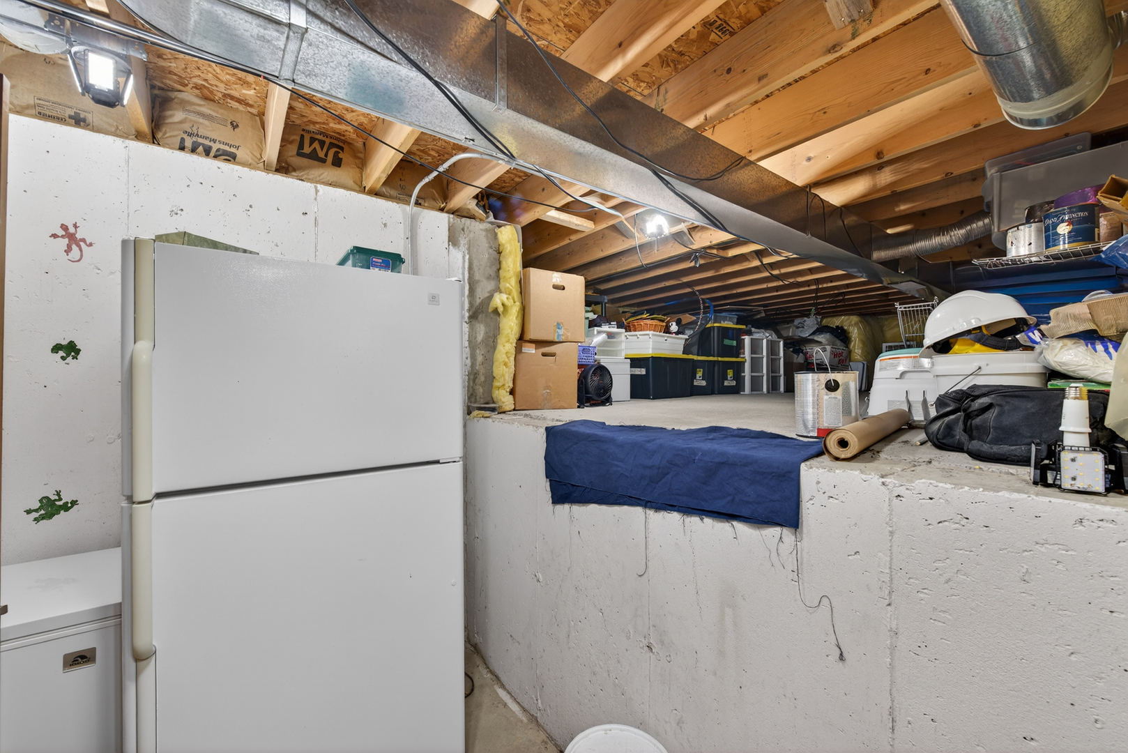 2575 Barnhart Street, West Chicago, IL 60185