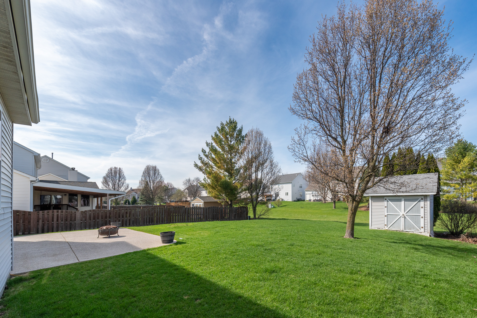 2575 Barnhart Street, West Chicago, IL 60185