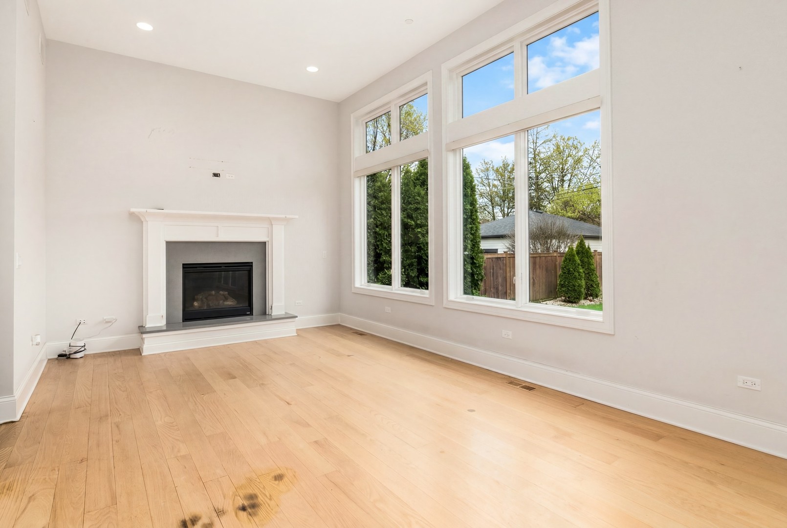 230 N Delphia Avenue, Park Ridge, IL 60068