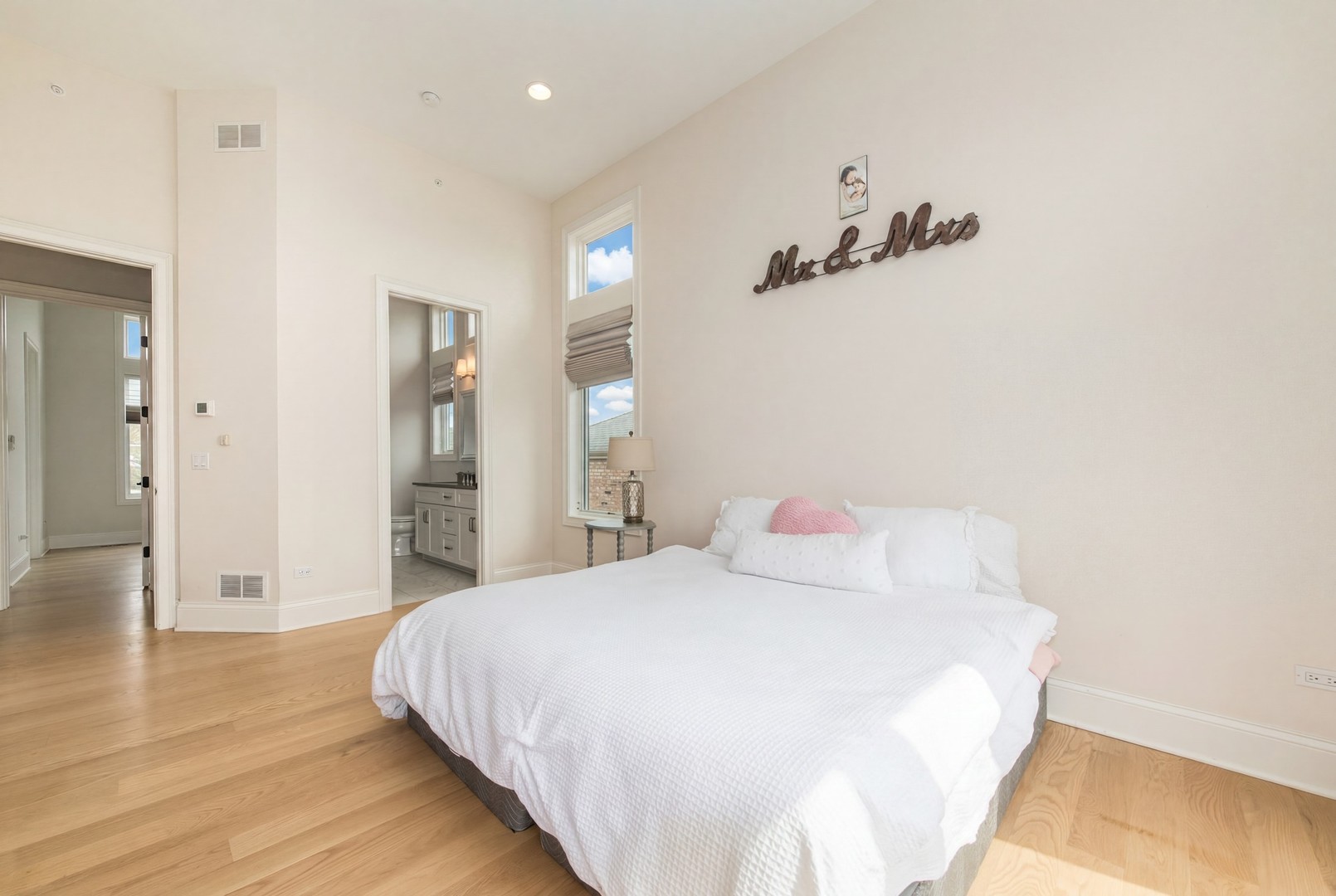 230 N Delphia Avenue, Park Ridge, IL 60068