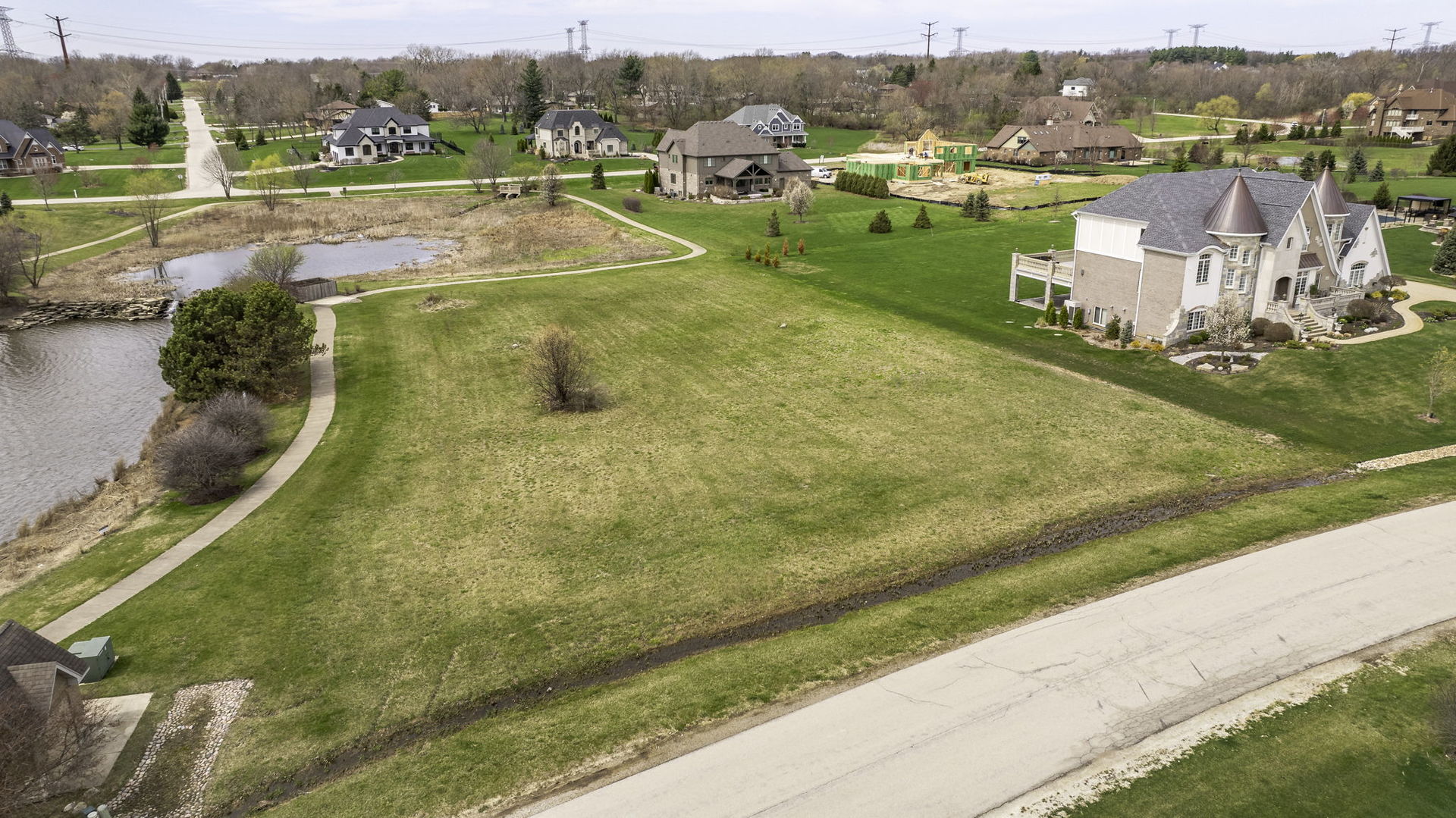 18490 S Pineprairie Drive, Mokena, IL 60448