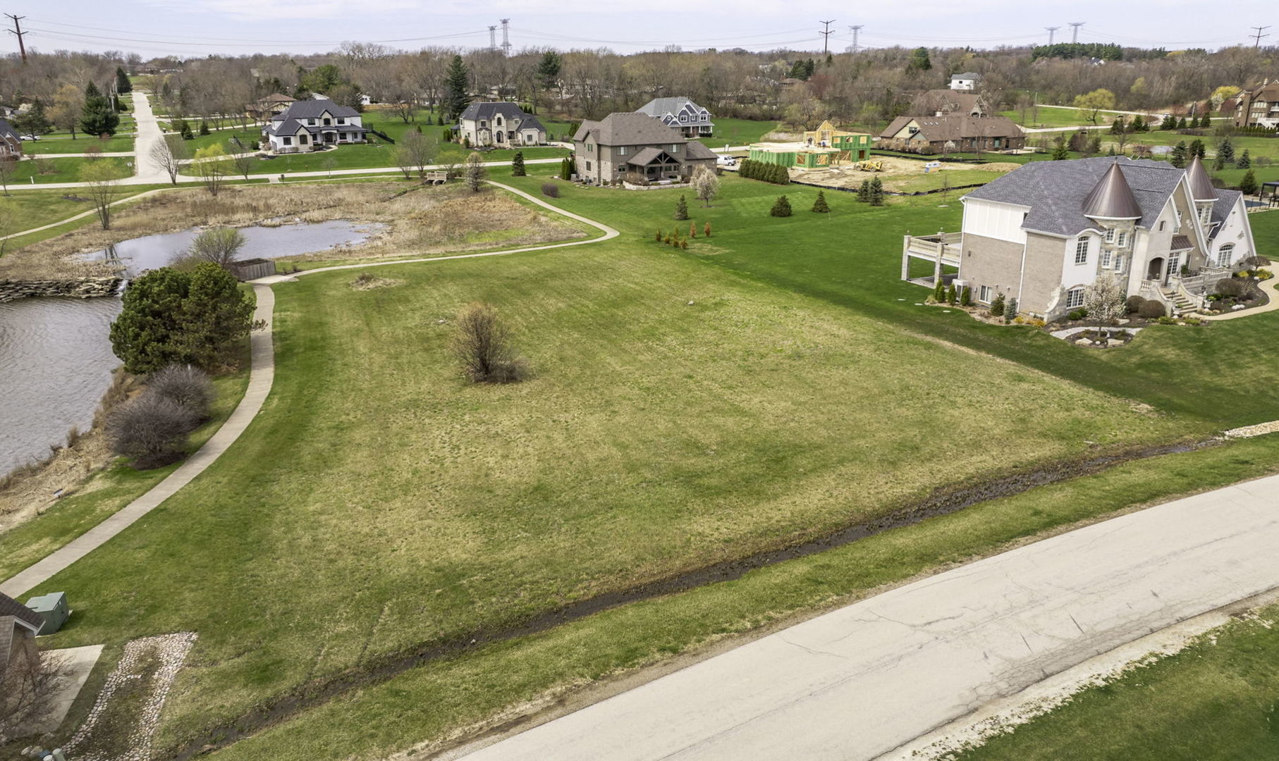 18490 S Pineprairie Drive, Mokena, IL 60448