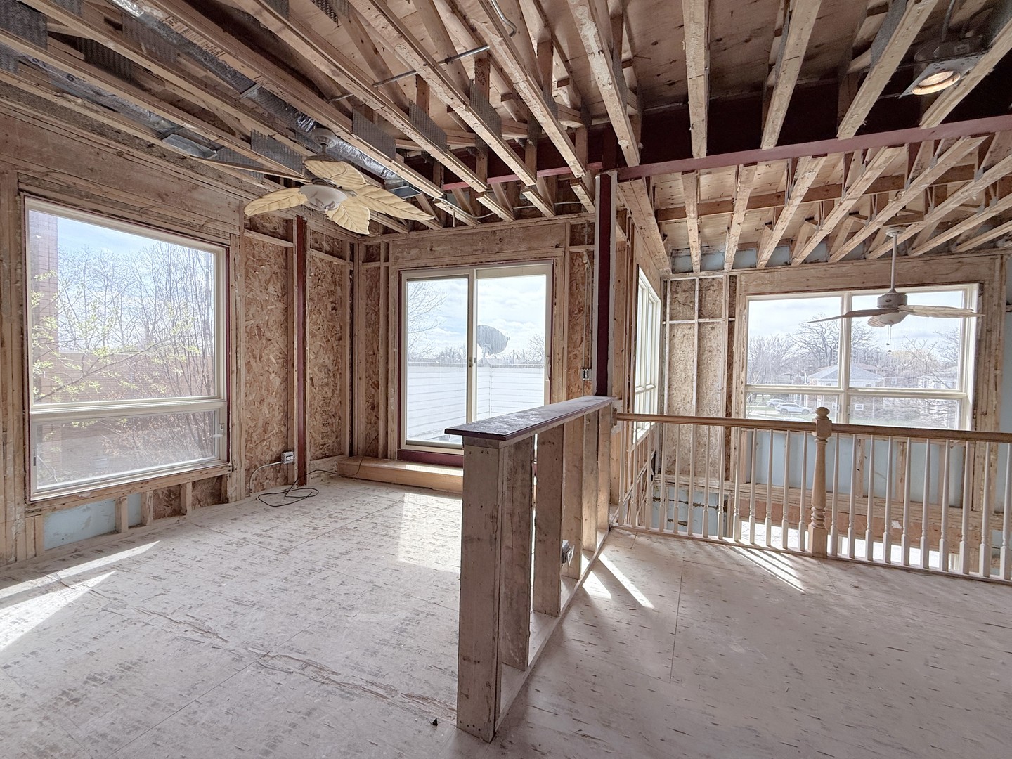 2201 N 77th Avenue, Elmwood Park, IL 60707