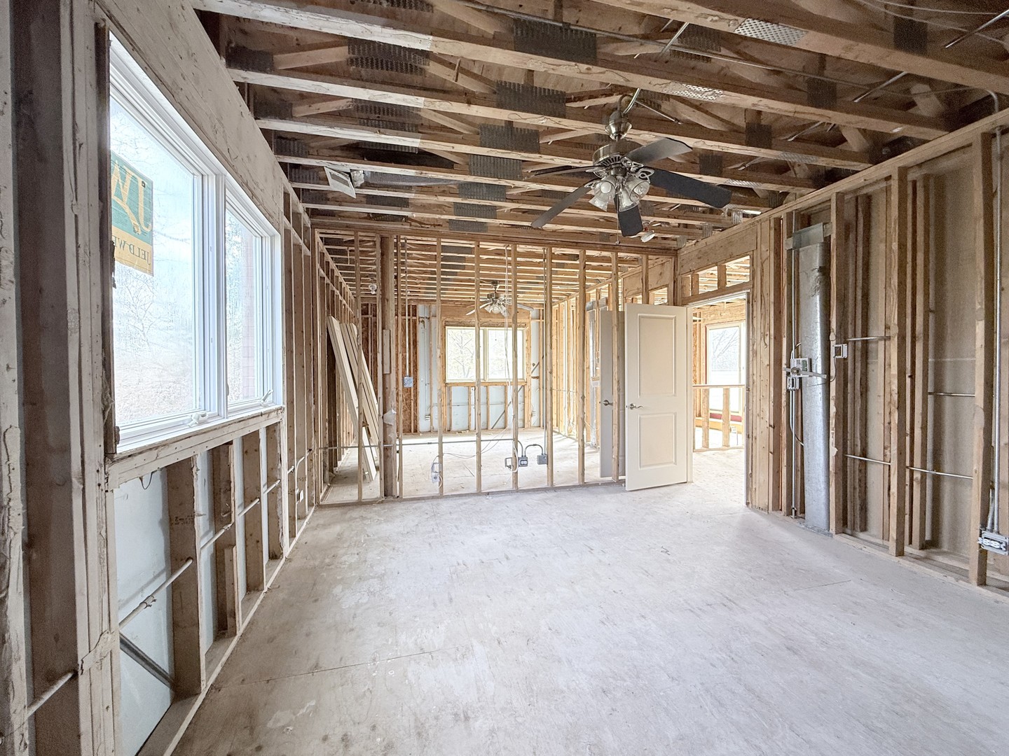 2201 N 77th Avenue, Elmwood Park, IL 60707