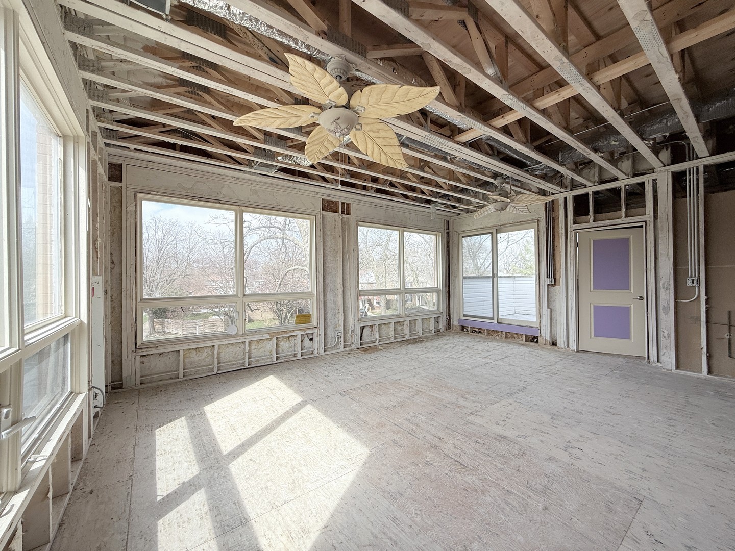 2201 N 77th Avenue, Elmwood Park, IL 60707