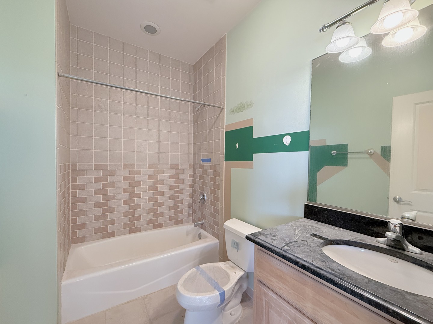 2201 N 77th Avenue, Elmwood Park, IL 60707