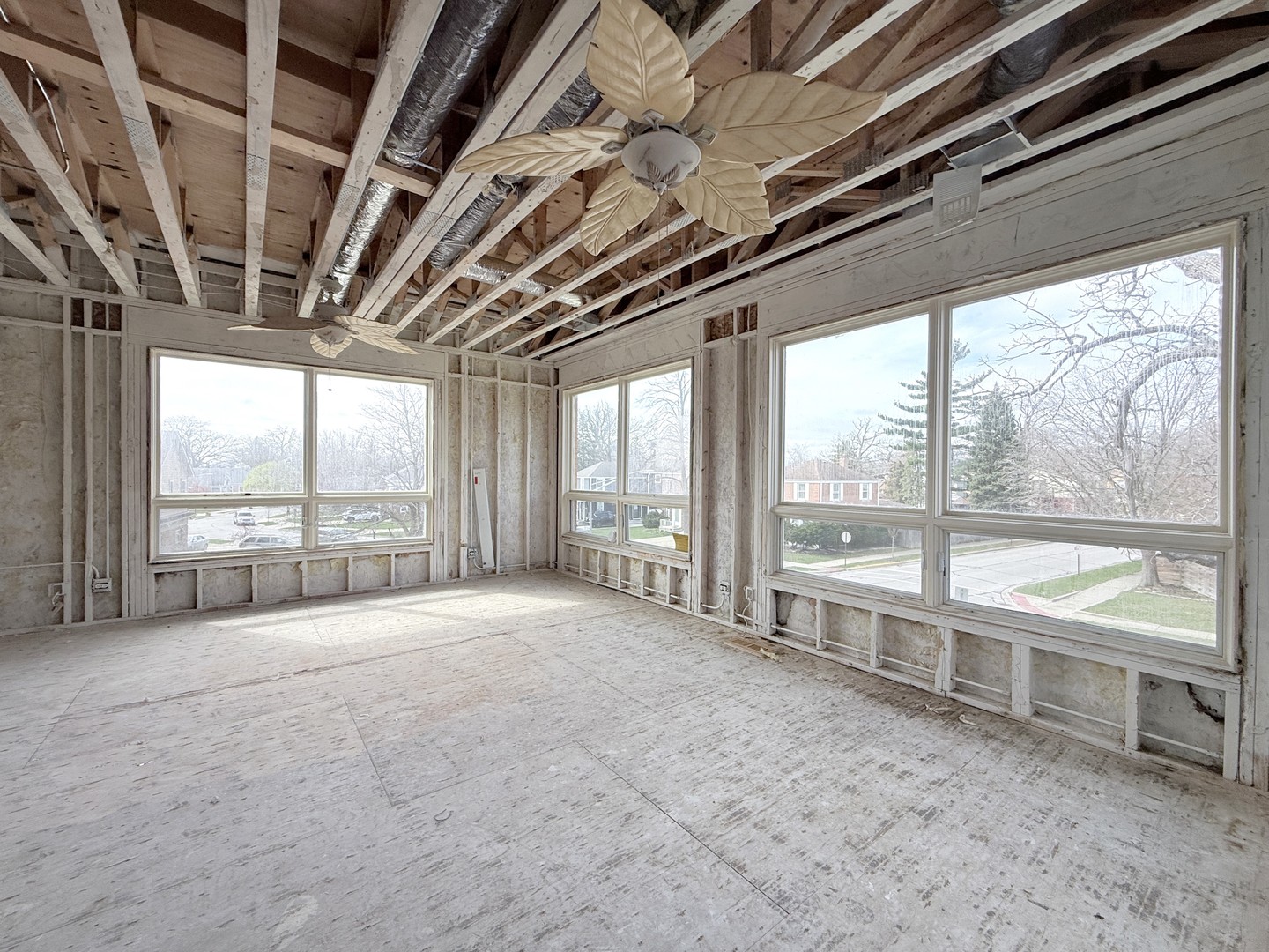 2201 N 77th Avenue, Elmwood Park, IL 60707