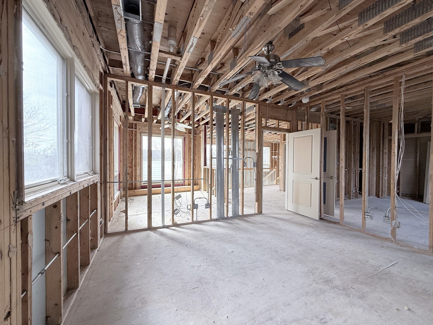 2201 N 77th Avenue, Elmwood Park, IL 60707