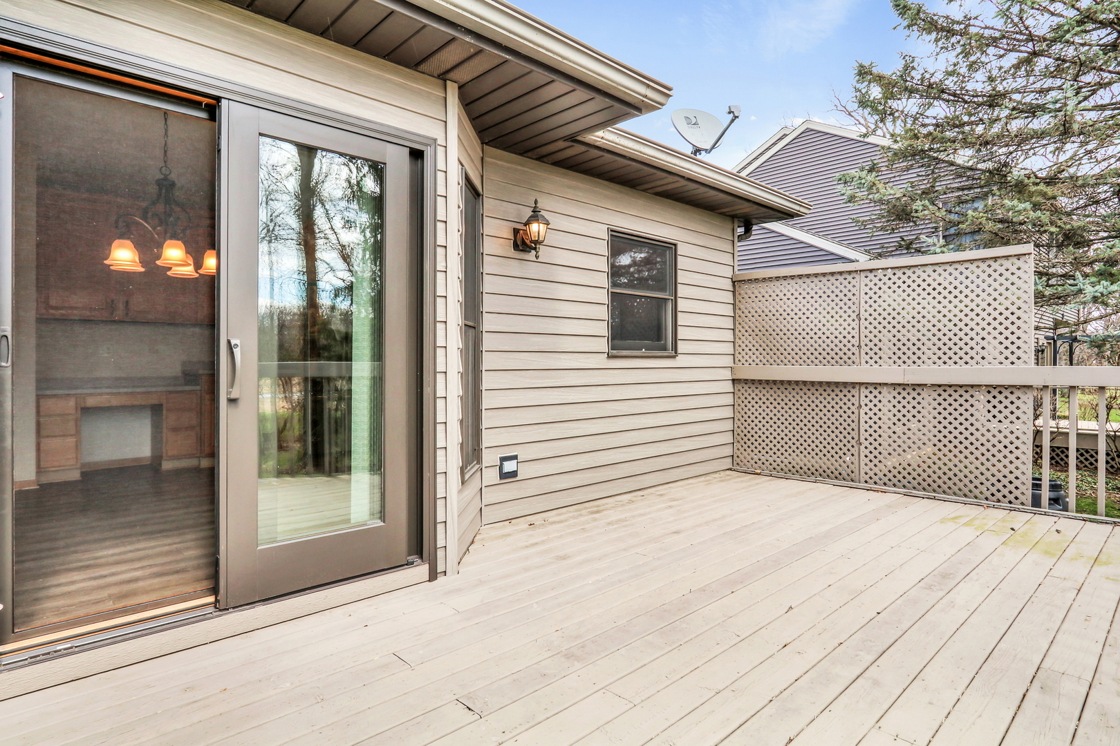 674 Wood Creek Drive, Antioch, IL 60002