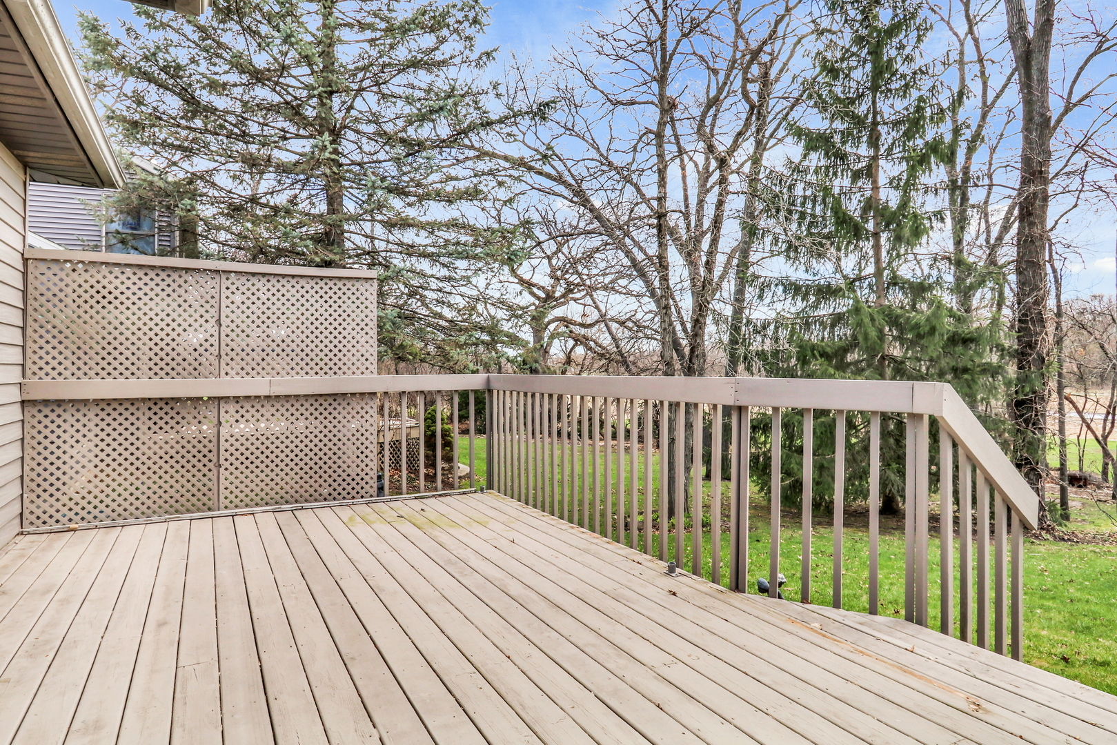 674 Wood Creek Drive, Antioch, IL 60002