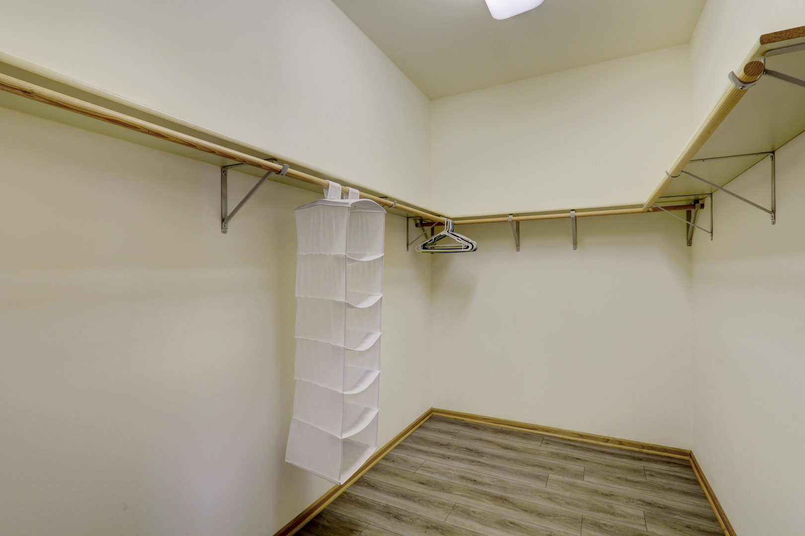 674 Wood Creek Drive, Antioch, IL 60002