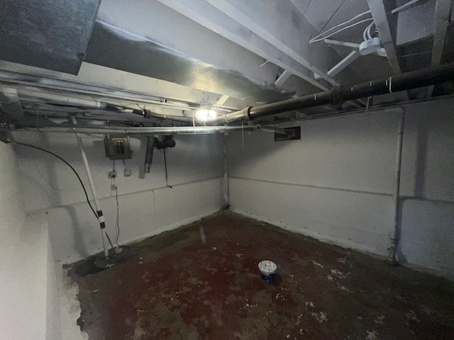 511 S Russell Street, Champaign, IL 61821