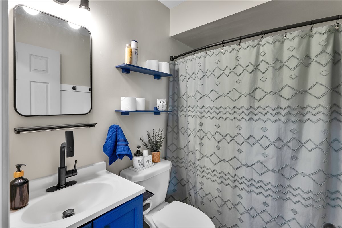 940 Orchard Court, Batavia, IL 60510