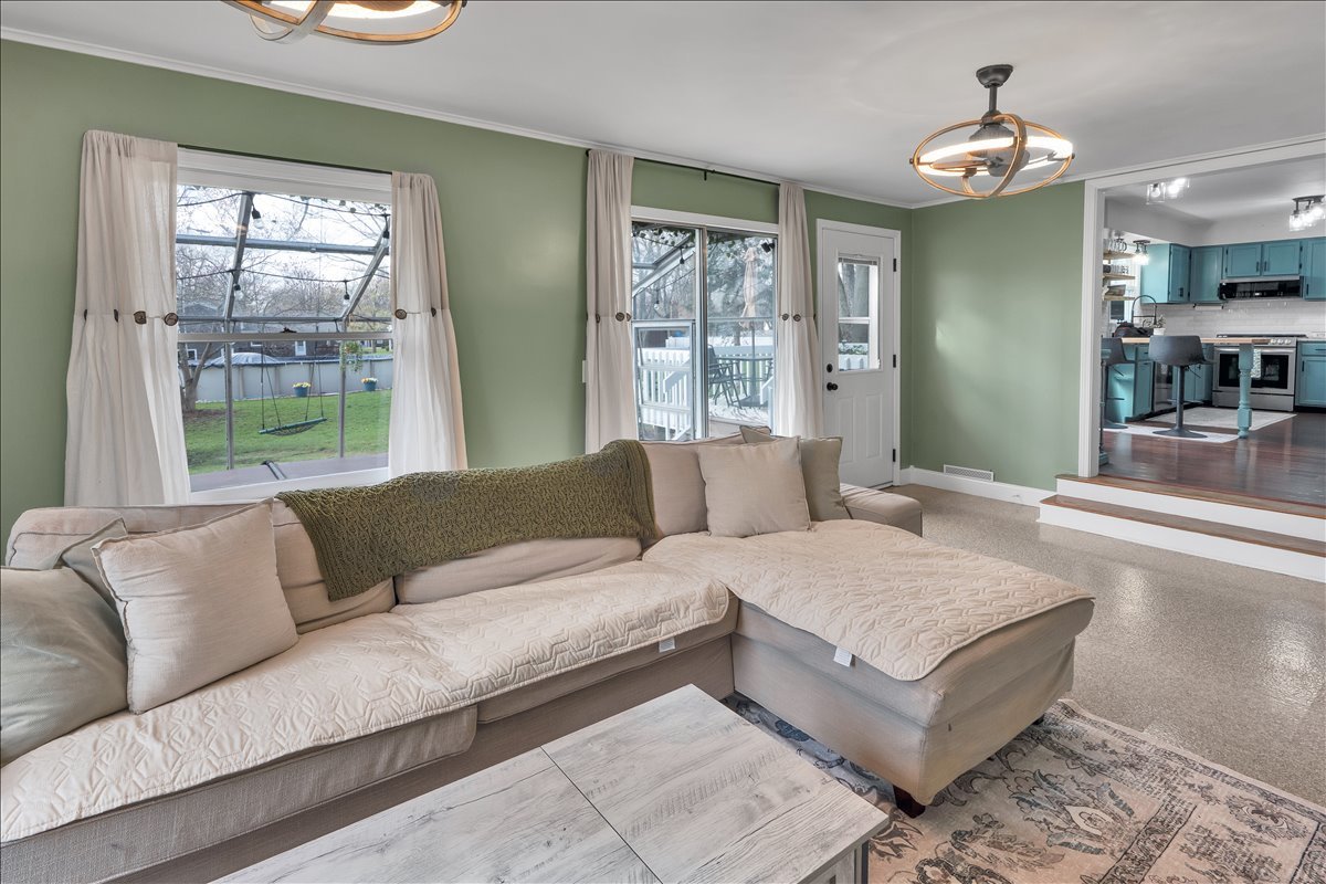 940 Orchard Court, Batavia, IL 60510