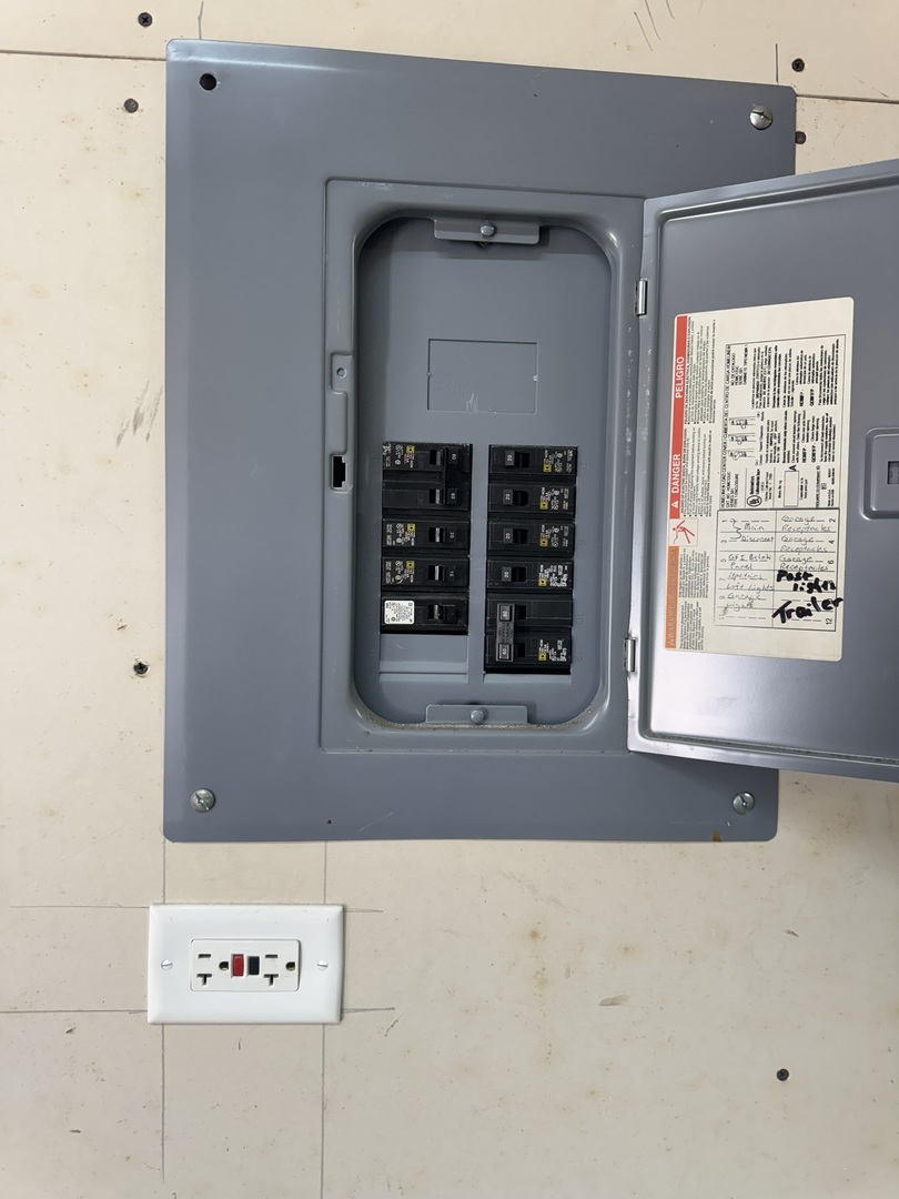 220 Keyes Avenue, Hampshire, IL 60140