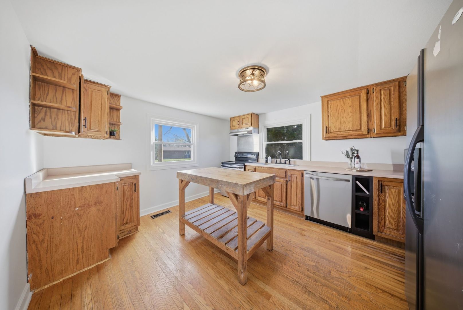 152 Holiday Drive, Somonauk, IL 60552