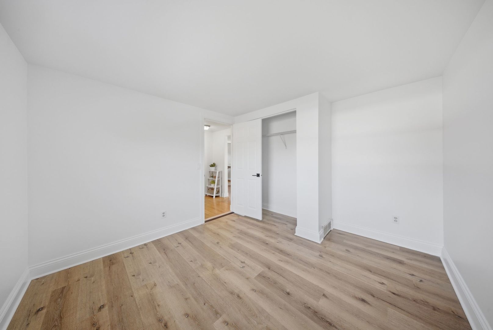 152 Holiday Drive, Somonauk, IL 60552