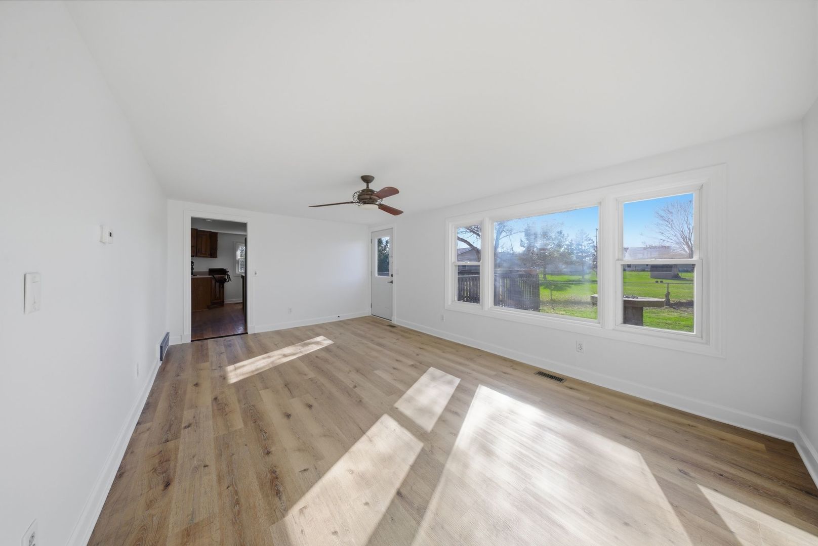 152 Holiday Drive, Somonauk, IL 60552