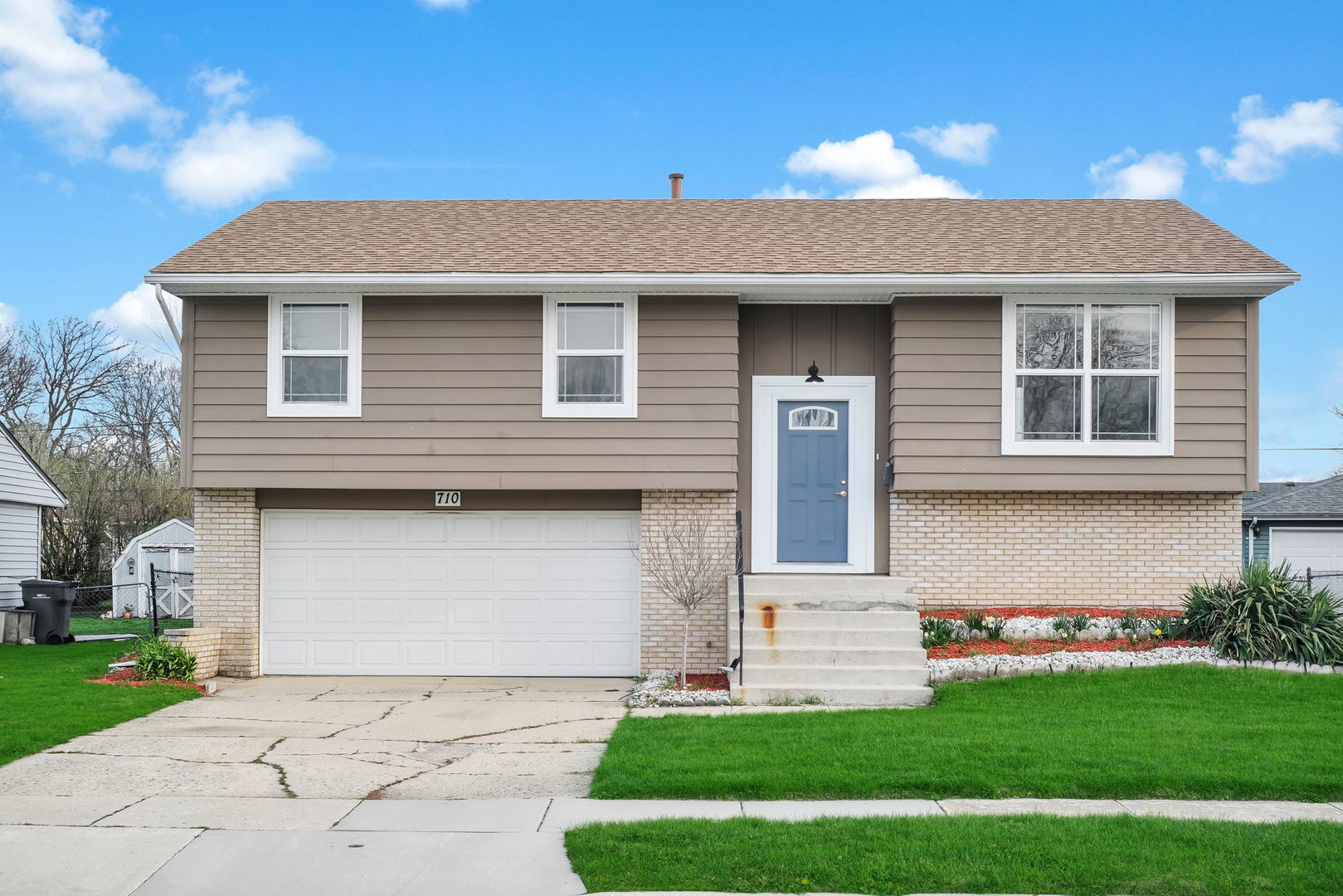 710 Union Avenue, Romeoville, IL 60446
