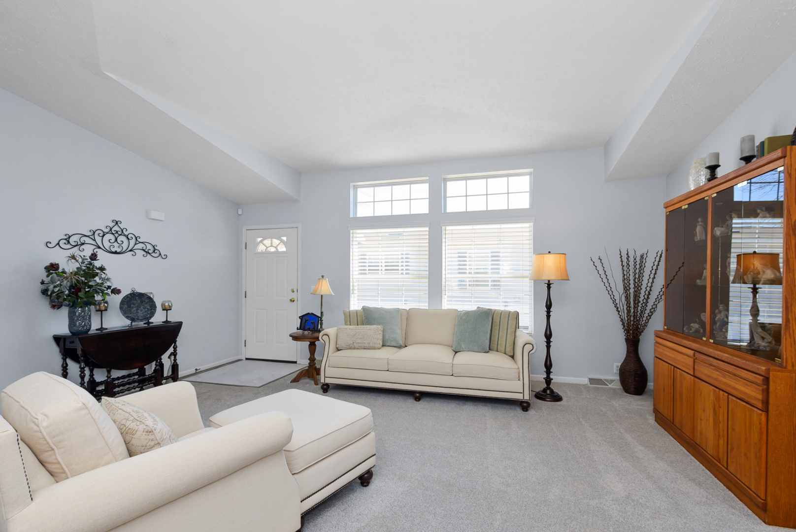 10719 W Butterfield Drive, Frankfort, IL 60423