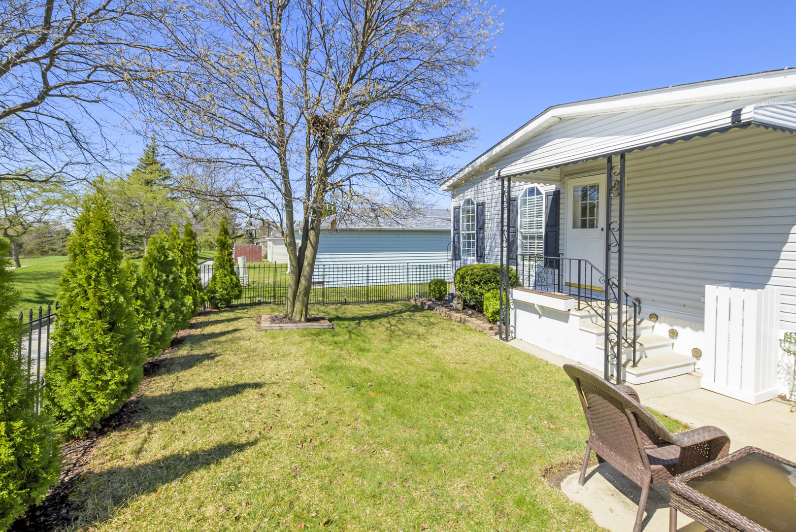 10719 W Butterfield Drive, Frankfort, IL 60423