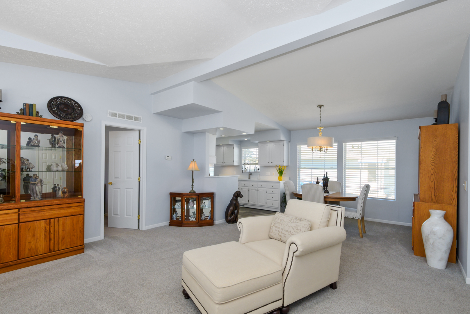 10719 W Butterfield Drive, Frankfort, IL 60423