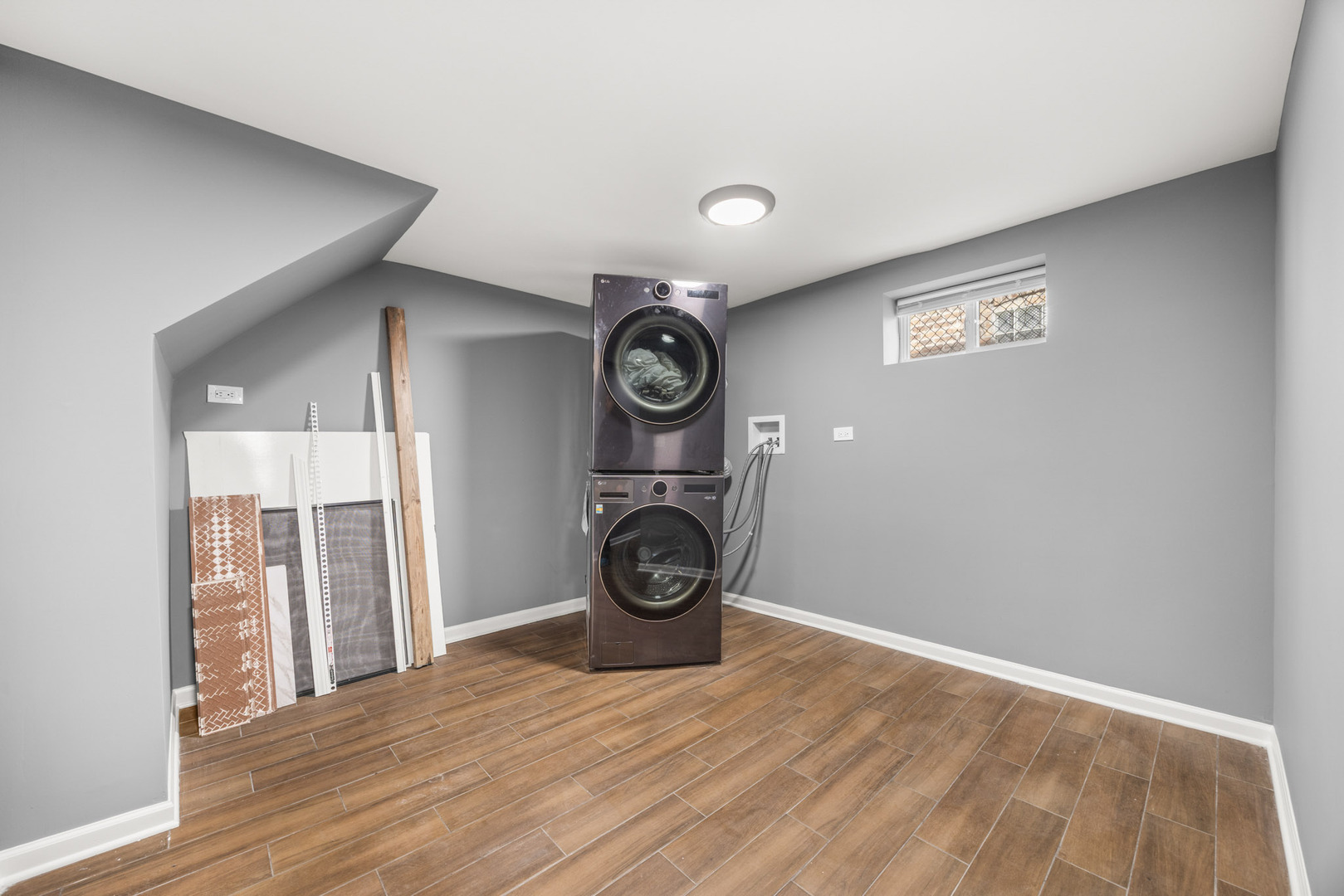 9740 S Prairie Avenue, Chicago, IL 60628