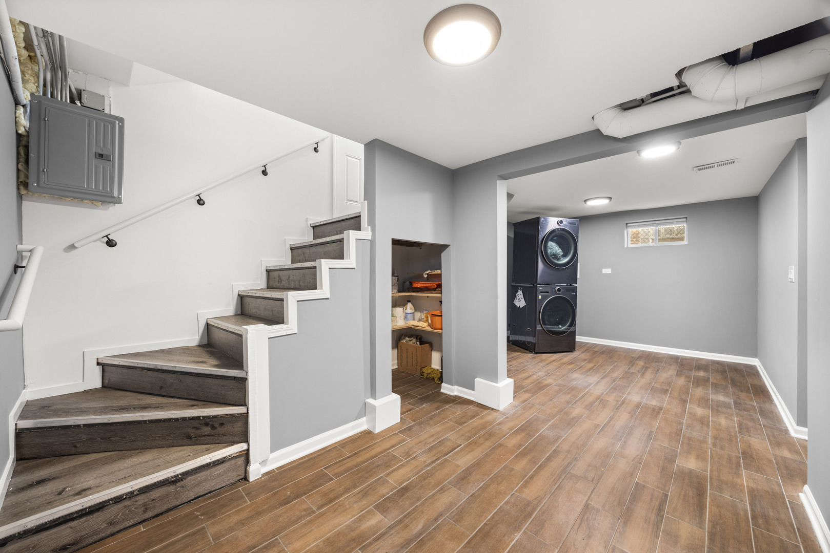 9740 S Prairie Avenue, Chicago, IL 60628